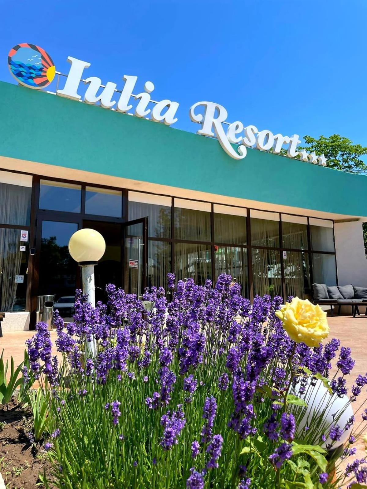 Hotel Iulia Resort Venus Ngoại thất bức ảnh